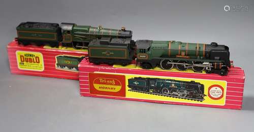 Two boxed Hornby Dublo locomotives and tenders – 2221 Cardif...