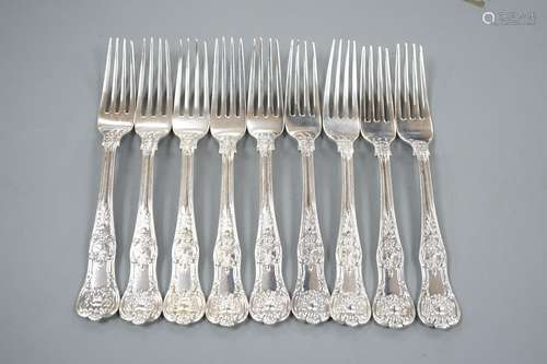 A set of nine early Victorian silver Queens pattern dessert ...