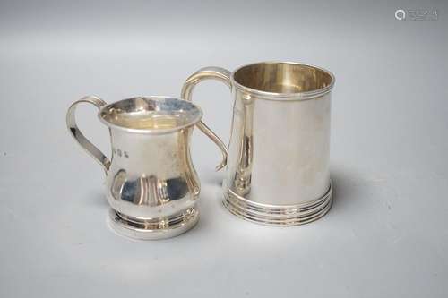 A George V silver christening mug, Goldsmiths & Silversm...