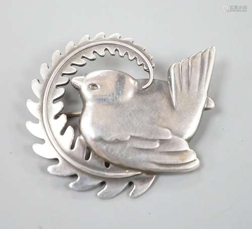 A Georg Jensen sterling robin with frond brooch, no. 309, 49...