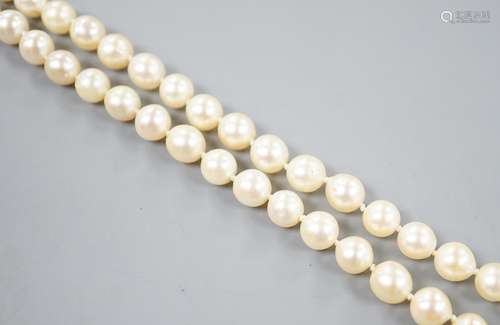 A single strand cultured pearl necklace, with yellow metal a...