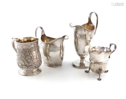 A mixed lot of silver items, comprising: a George III cream ...