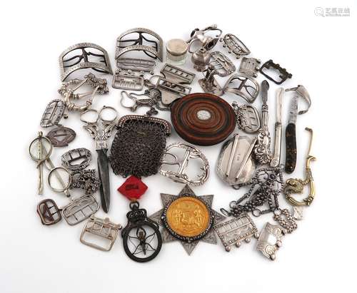 λA mixed lot of objects of vertu, comprising silver items: a...