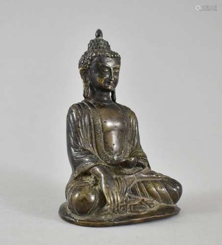 Sitzender Buddha.