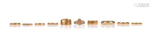 Ten gold antique rings, mostly 19th century, including four ...