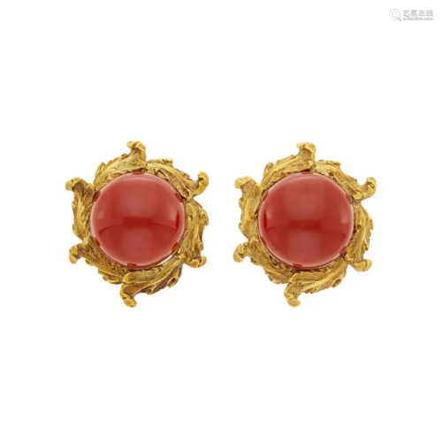 Gianmaria Buccellati Pair of Gold and Oxblood Coral Earclips