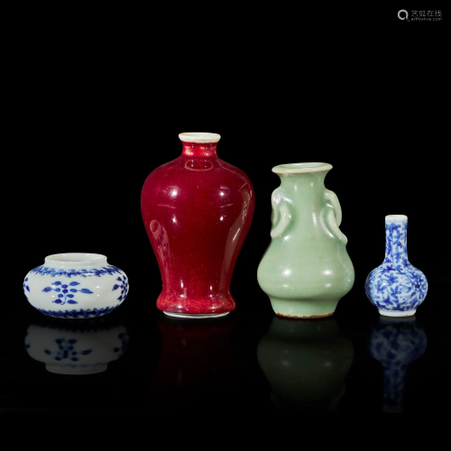 A group of four small Chinese porcelain and stoneware items ...
