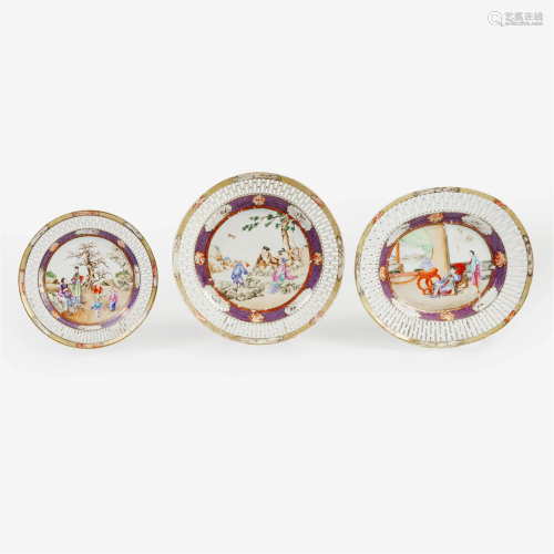 Three finely-decorated “Rockefeller” pattern Chinese export ...