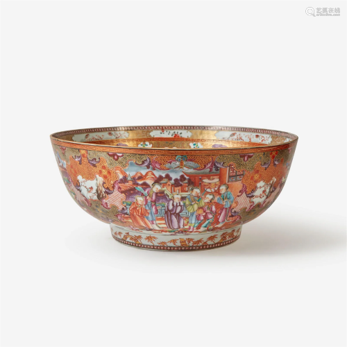 A large Chinese export porcelain punch bowl 出口瓷大碗 Late ...
