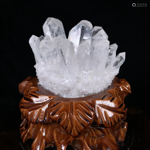 Beautiful White Crystal Original Stone Statue