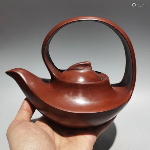 Chinese Yixing Zisha Clay Handle Teapot