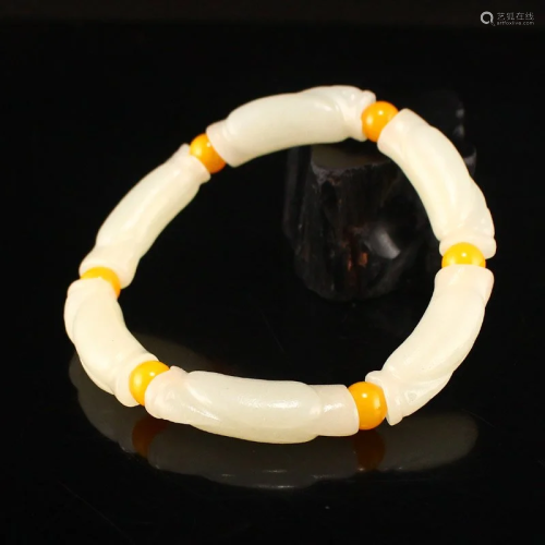 Beautiful Chinese Hetian Jade Bracelet