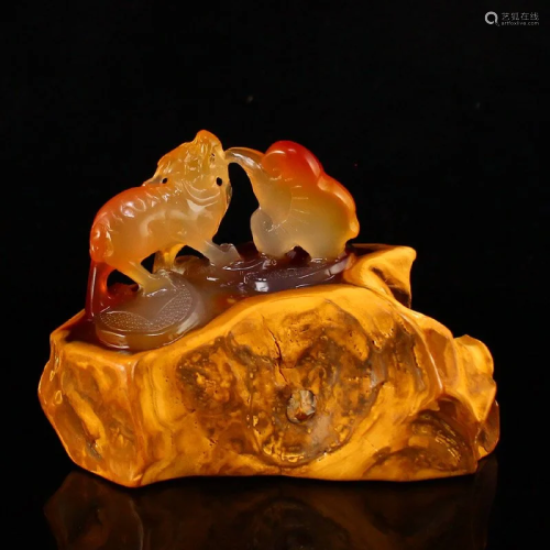 Natural Agate Carved Unicorn & Ruyi Statue w Certificate