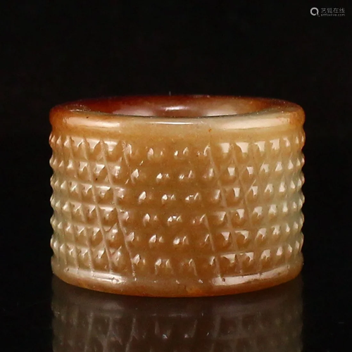 Vintage Chinese Hetian Jade Thumb Ring