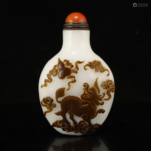 Peking Glass Low Relief Fortune Kylin Snuff Bottle