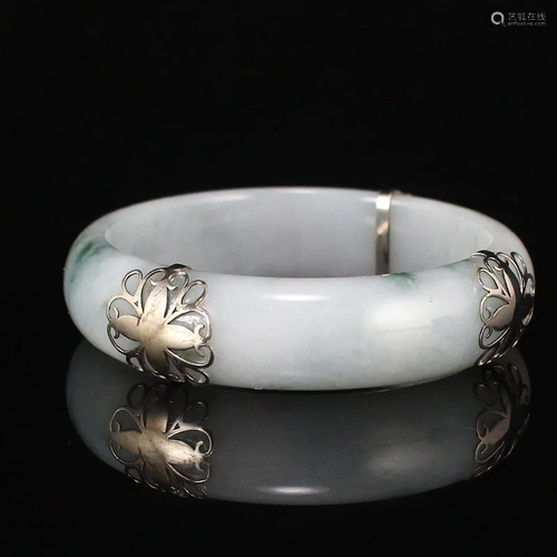 Inside Diameter 62 MM Jadeite & Silver Bracelet