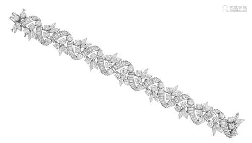 VAN CLEEF & ARPELS DIAMOND BRACELET