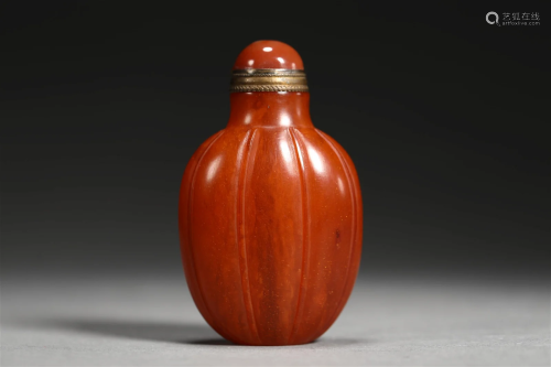 Wax snuff bottle in Qing Dynasty