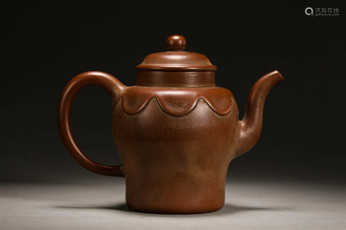 Purple clay pot in Qing Dynasty