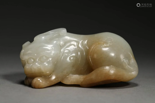 White jade auspicious beast of Ming Dynasty