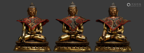 Bronze gilded Buddha statue of Sakyamuni in Ming Dynasty