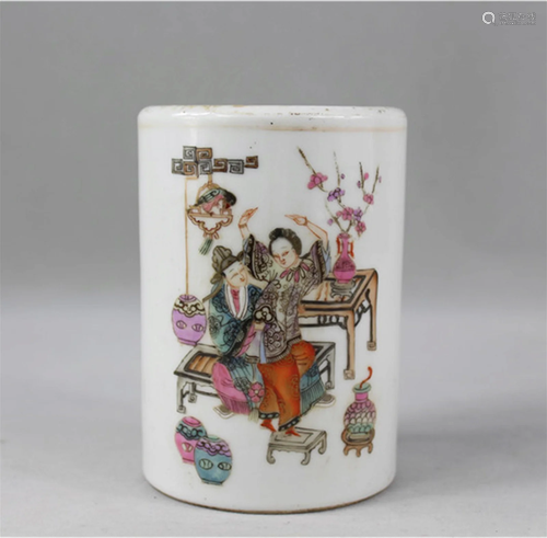 A Chinese Famille Rose Porcelain Brush Pot