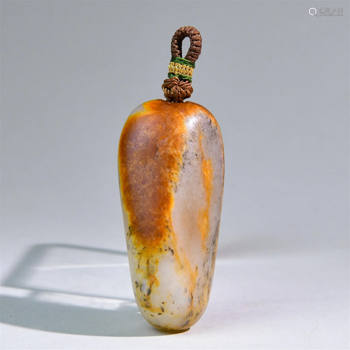 A Chinese Carved Jade Snuff Bottle