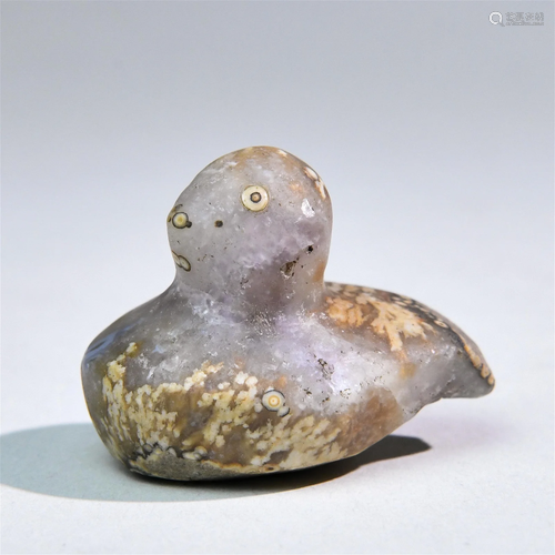 A Chinese Carved Agate Decoration of Bird Shape