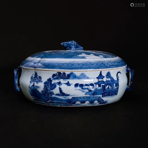 A underglaze blue pot in Qing Dynasty