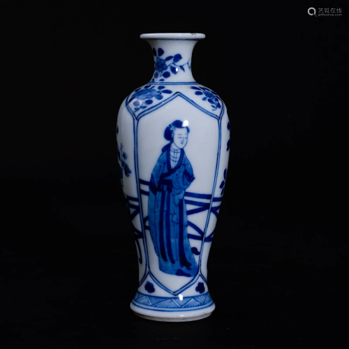 A underglaze blue vase with figuresin Qing Dynasty