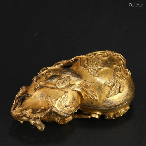 A Chinese Bronze-gilt Double Gourds Box with Cover