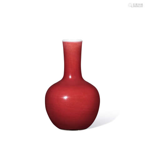 清康熙 霁红釉小天球瓶