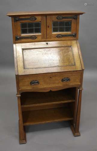 ARTS & CRAFTS OAK BUREAU - STORY & TRIGGS of small p...