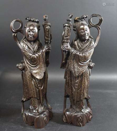 PAIR OF CHINESE CARVED WOODEN FIGURES late 19thc, a pair of ...