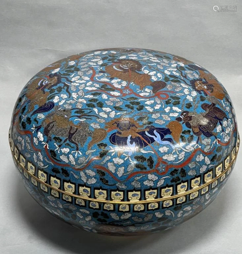 Large Cloisonne Enamelled Round Box Qing Dynasty