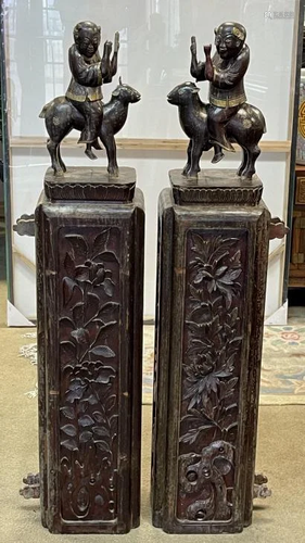 A Qing Pair of Carved Gilt 'Figural' Pillars