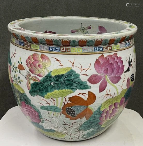 A Qing Large Famille Rose 'Lotus' Fish Bowl