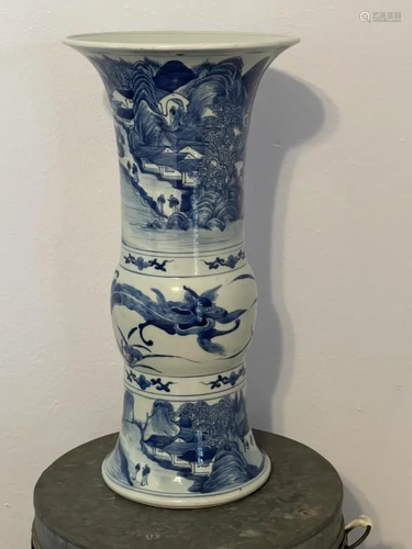 A Qing Dynasty Kangxi Blue and White Vase