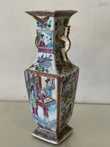 A Qing Dynasty Fencai Porcelain Vase