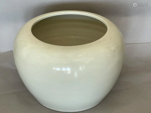 A Large White-Glazed Water Pot