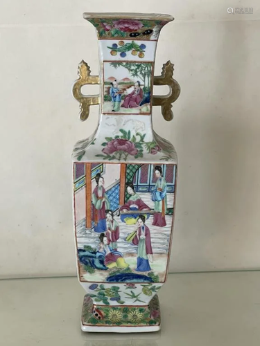 A Qing Dynasty Fencai Porcelain Vase