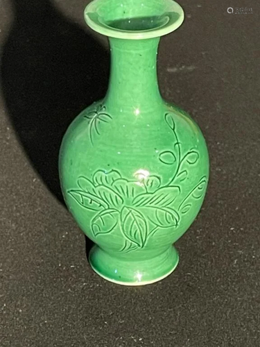 An Incised Green-Glazed Vase