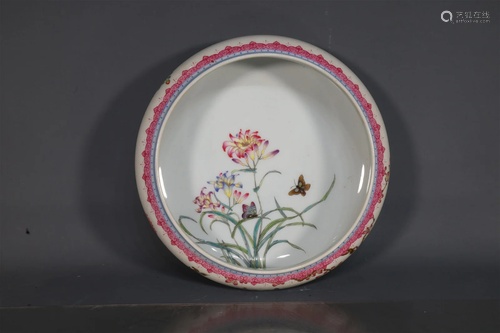 A Fine Famille Rose Character Story Plate