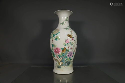 A Wonderful Famille Rose Flower& Bird Vase