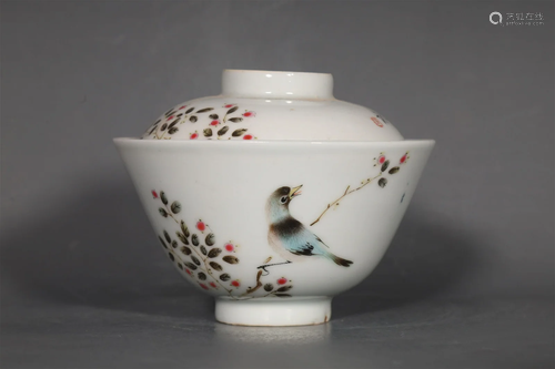 A Wonderful Famille Rose Flower& Bird Covered Bowl