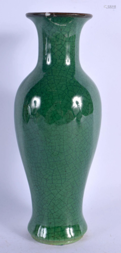A 19TH CENTURY CHINESE GREEN MONOCHROME VASE Late Qing. 22.5...