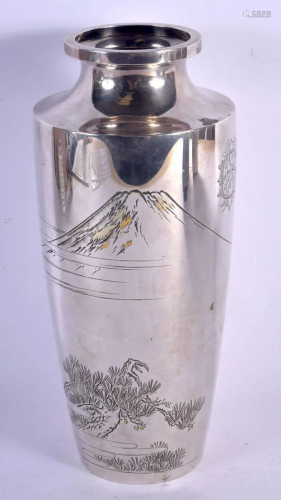 A FINE EARLY 20TH CENTURY JAPANESE MEIJI PERIOD SILVER VASE ...