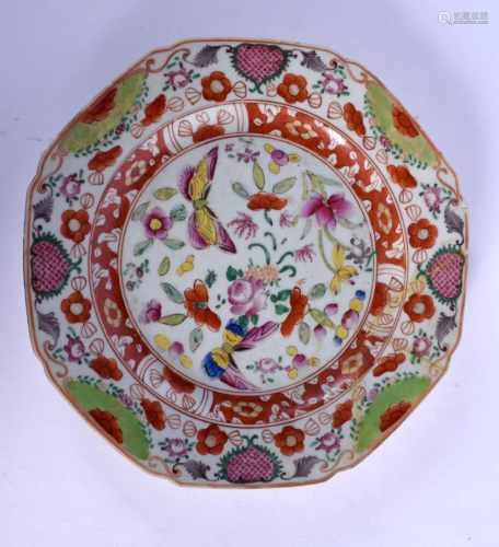 AN 18TH CENTURY CHINESE CLOBBERED PORCELAIN DISH Qianlong. 2...