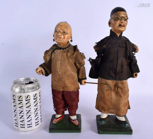 A PAIR OF EARLY 20TH CENTURY CHINESE LACQUERED WOOD FIGURES ...