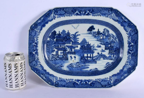 A LARGE 18TH CENTURY CHINESE BLUE AND WHITE RECTANGULAR DISH...